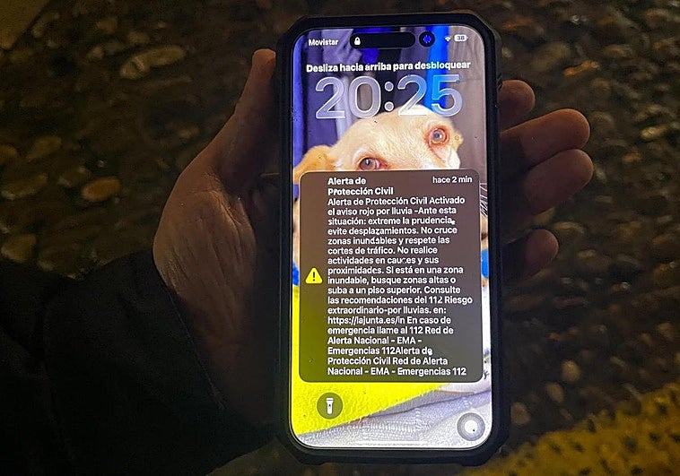 Desalojadas más de 3.000 personas de zonas inundables en Cádiz, Jaén y Málaga